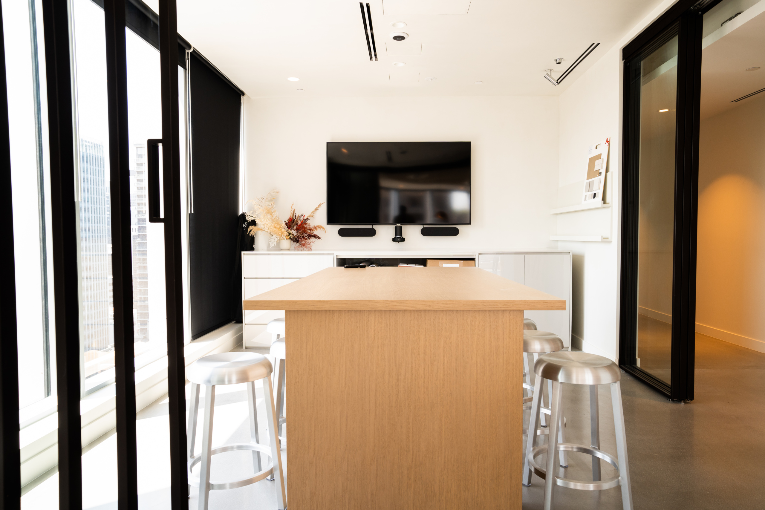strand-office-10